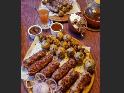 Кебаб от Наршараб, Ресторан